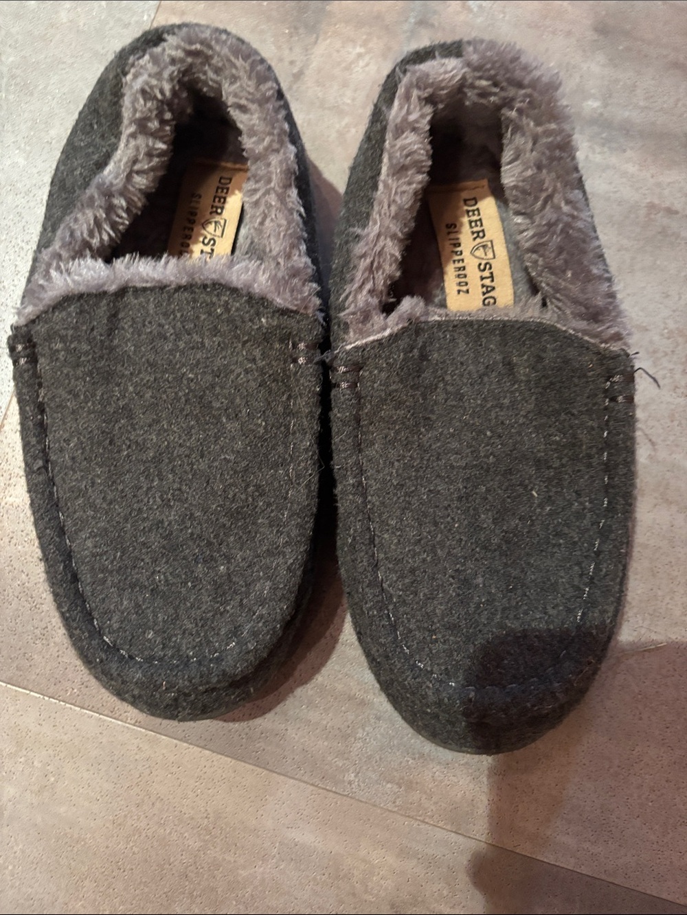 Deer Stags Kids Dark Gray Fleece-Lined Slip-Ons size 3